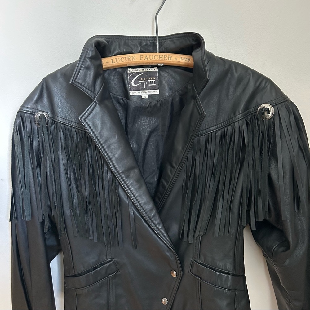 Vintage 80s Black Leather Fringe Jacket | Cropped Western Boho | G-III Size S